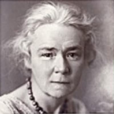 Johanna Senfter, historische Portraitaufnahme